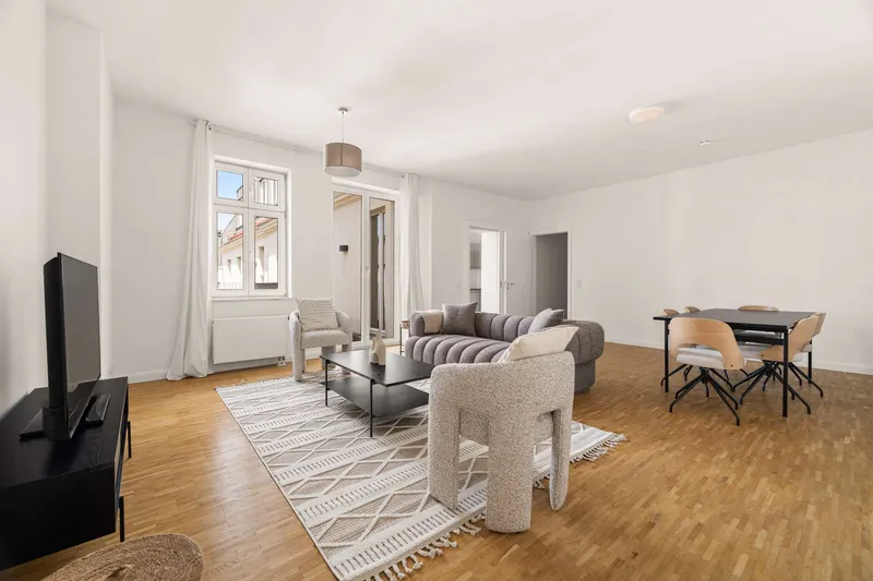 Wunderschöne 3-Zimmer Wohnung in Mitte - voll möbliert — photo 1